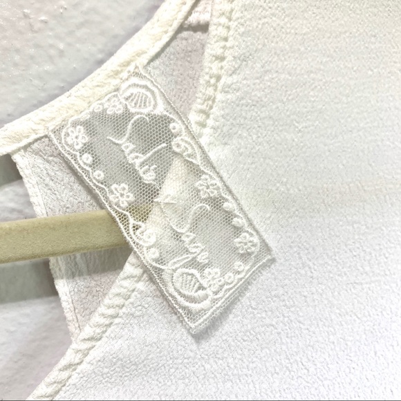 Bellsleeve top - Picture 2 of 8